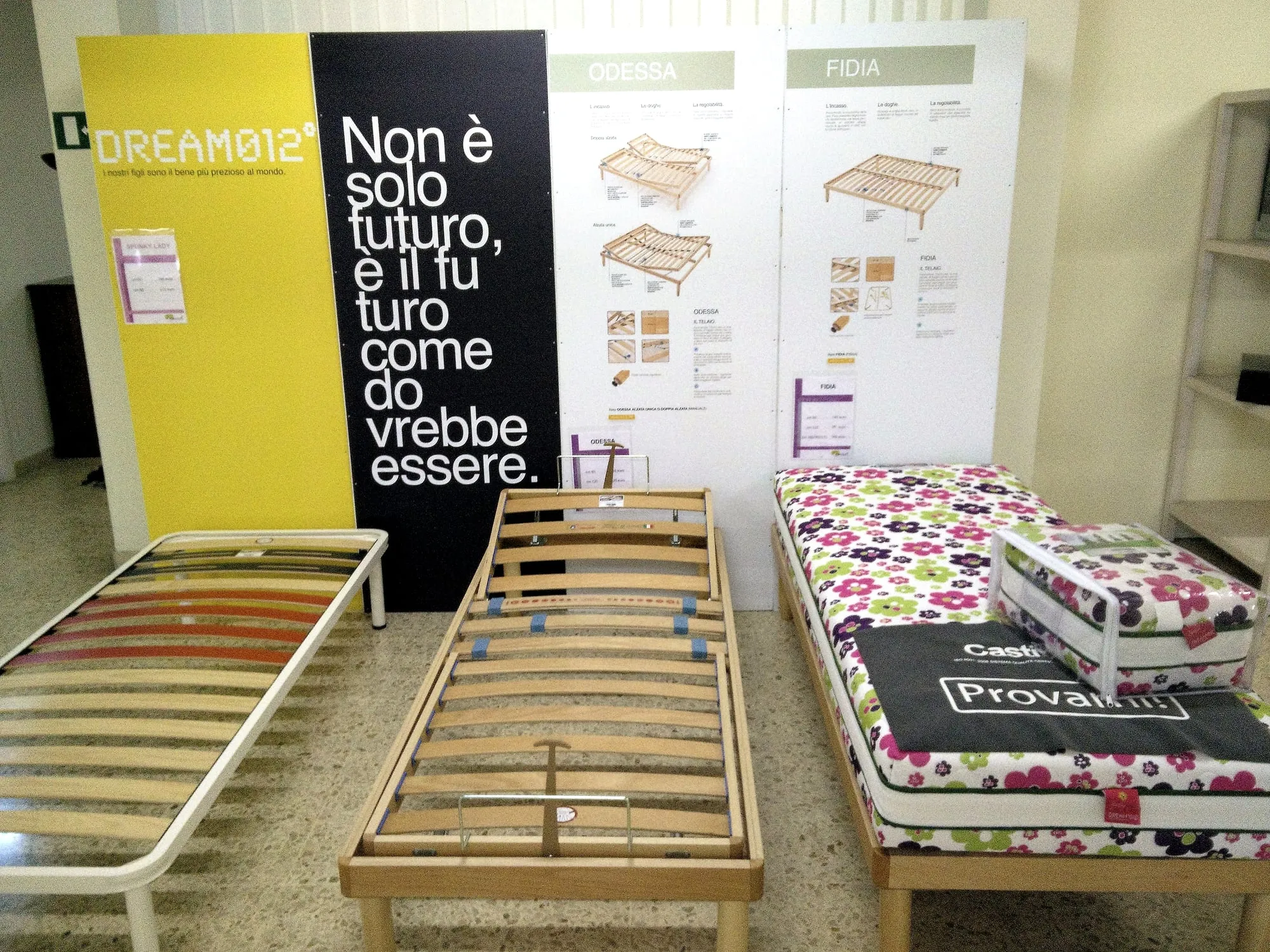 Reti a doghe e basi letto in esposizione